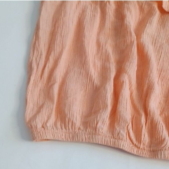 Hippe Rose  Ruffled Off-Shoulder Top - Picture 5 of 10